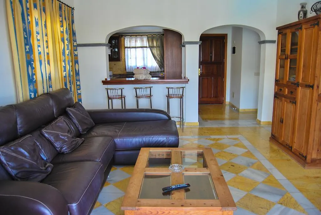 Eslanzarote Villa Victoria, Heated Pool, Super Wifi, Sat Tv Playa Blanca