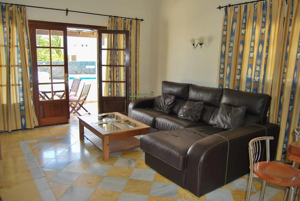 Eslanzarote Villa Victoria, Heated Pool, Super Wifi, Sat Tv Playa Blanca  0*, Playa Blanca (Lanzarote) Spain