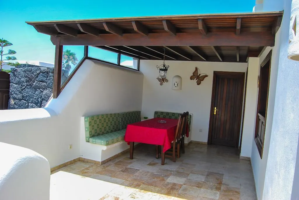 Eslanzarote Villa Victoria, Heated Pool, Super Wifi, Sat Tv Playa Blanca  0*, Playa Blanca (Lanzarote)