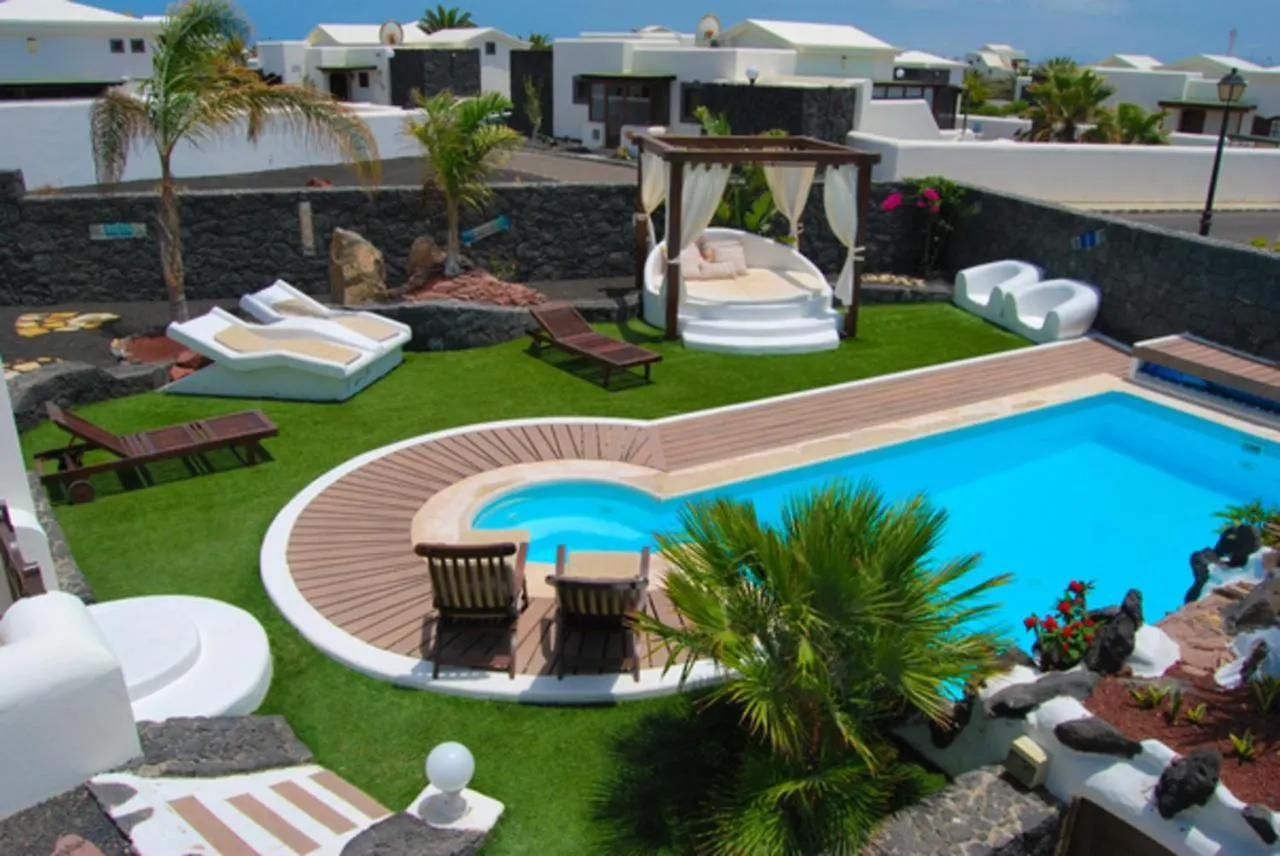 Eslanzarote Villa Victoria, Heated Pool, Super Wifi, Sat Tv Playa Blanca  Playa Blanca (Lanzarote)
