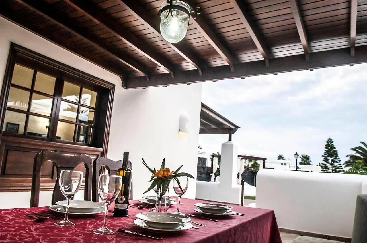Eslanzarote Villa Victoria, Heated Pool, Super Wifi, Sat Tv Playa Blanca  Spain